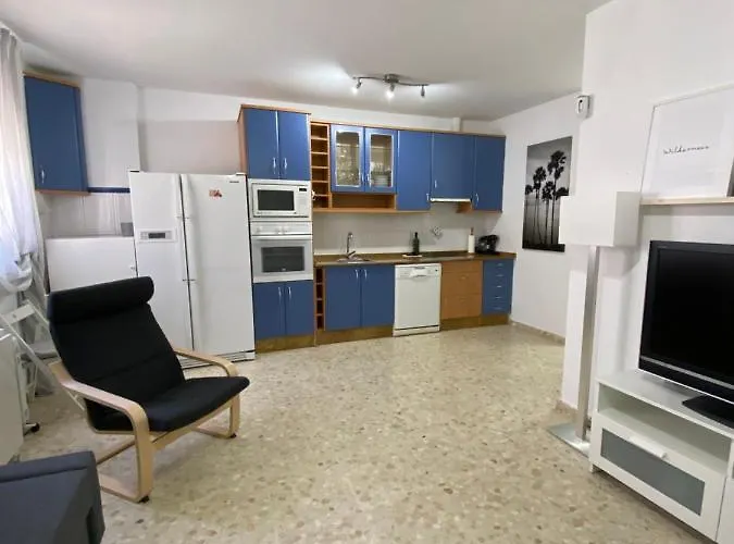 Precioso Apartamento En El Centro De Conil Para Familias, Parejas Y Grupos