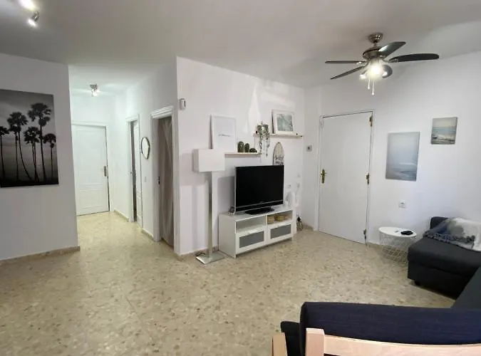 Precioso Apartamento En El Centro De Conil Para Familias, Parejas Y Grupos