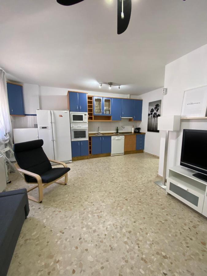 Precioso En El Centro De Conil Familias, Parejas Y Grupos *